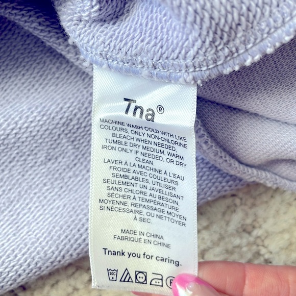 TNA AiryAF lavender cropped hoodie - Picture 4 of 6